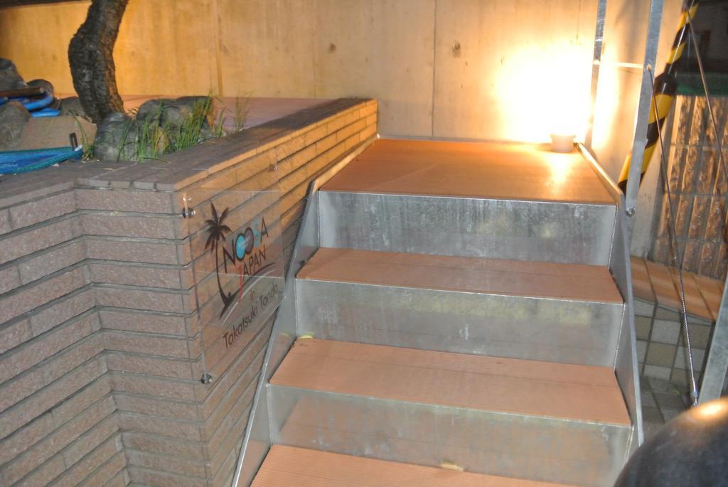 Backpackers Hotel Noosa Japan In Takatsuki Tonda Екстериор снимка
