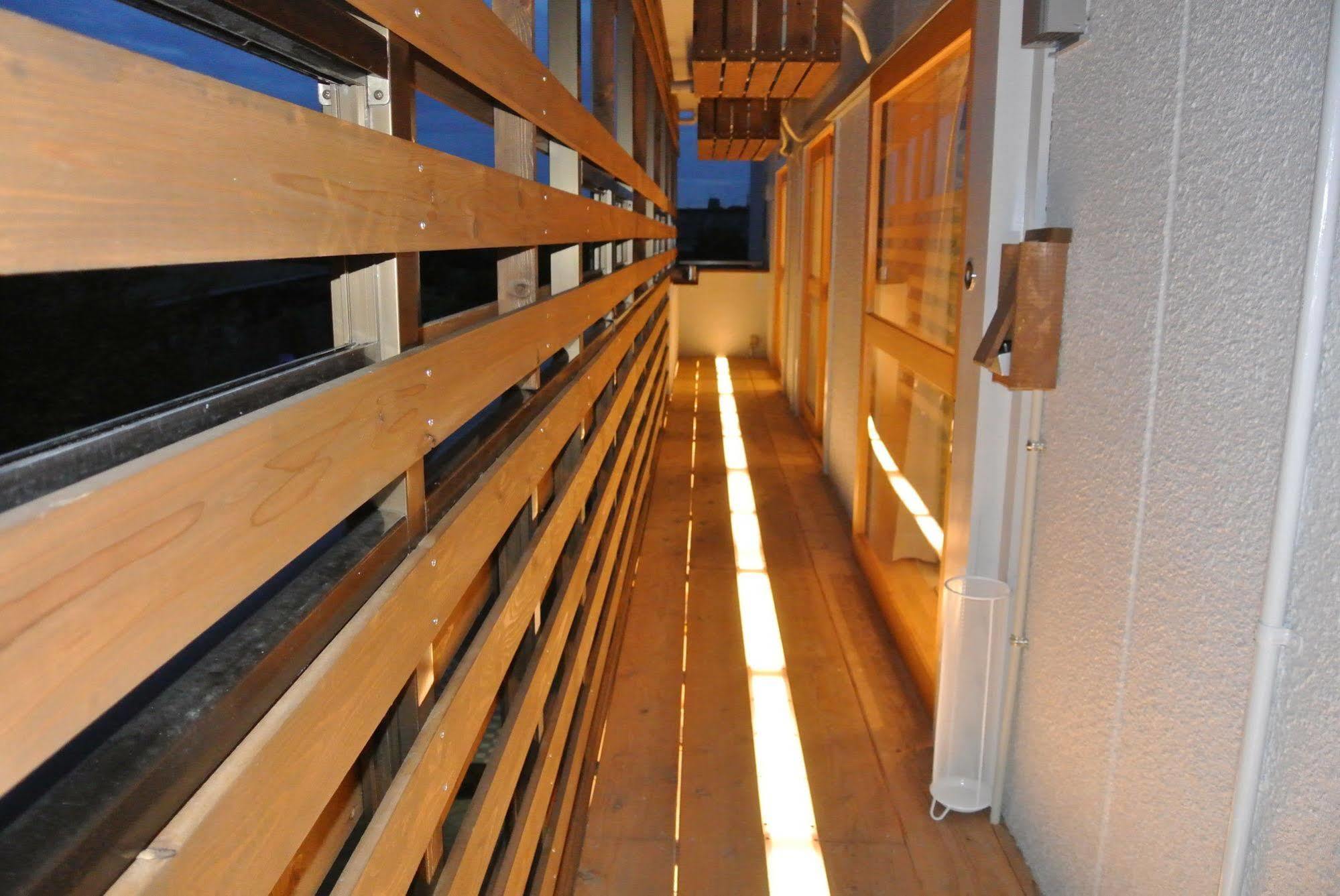 Backpackers Hotel Noosa Japan In Takatsuki Tonda Екстериор снимка