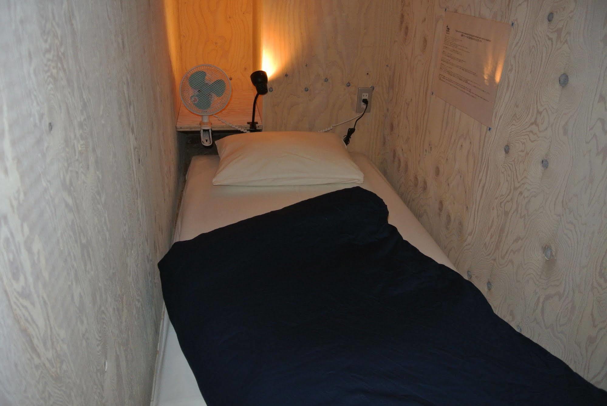 Backpackers Hotel Noosa Japan In Takatsuki Tonda Екстериор снимка